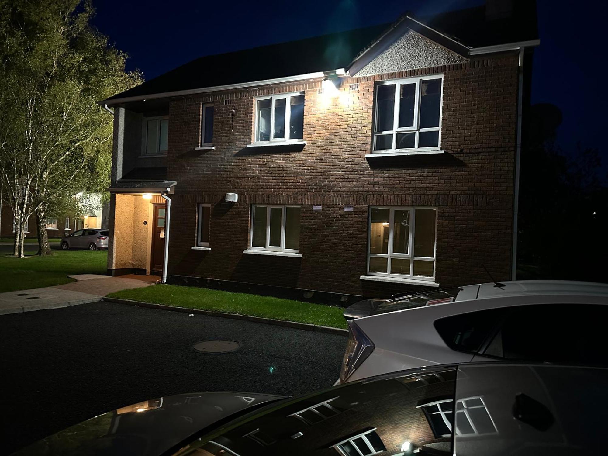 Roseville Courts Newbridge  Exterior photo